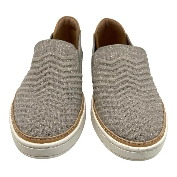 UGG Sammy Silver Metallic Chevron Slip-On Comfort Sneakers Shoes Women’s 8.5 - Picture 3 of 16